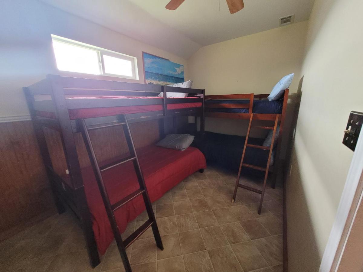 Tesla'S Lake Escape Onalaska Ngoại thất bức ảnh